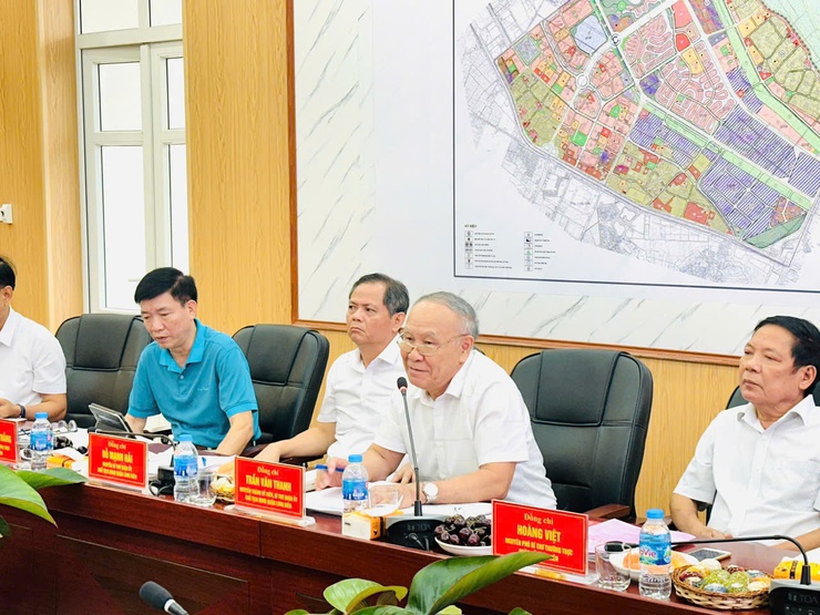 Đảng ủy phường Phúc Lợi tổ chức hội nghị góp ý dự thảo văn kiện Đại hội Đảng bộ phường lần thứ I, nhiệm kỳ 2025 - 2030- Ảnh 2.