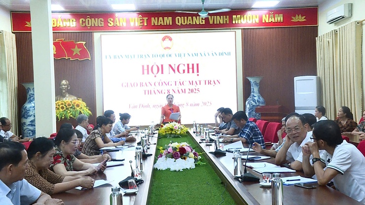 Uỷ ban MTTQ xã Vân Đình giao ban công tác Mặt trận tháng 8 và đóng góp Dự thảo Báo cáo chính trị Đại hội XVIII Đảng bộ Thành phố Hà Nội- Ảnh 2.