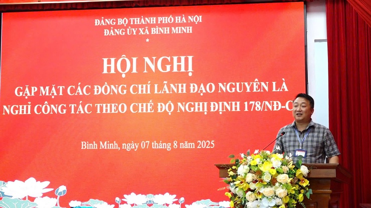 Bình Minh tổ chức gặp mặt các đồng chí nguyên là lãnh đạo huyện Thanh Oai, nguyên là lãnh đạo xã nghỉ công tác theo Nghị định 178/2024/NĐ- CP  của Chính Phủ.- Ảnh 2.