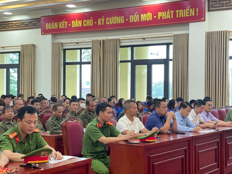 UBND XÃ VĨNH THANH TỔ CHỨC LỄ RA QUÂN ĐẢM BẢO TRẬT TỰ ĐÔ THỊ, TRẬT TỰ CÔNG CỘNG, PHÒNG CHỐNG TỘI PHẠM, ĐẢM BẢO AN NINH, AN TOÀN ĐẠI HỘI ĐẢNG CÁC CẤP- Ảnh 3.