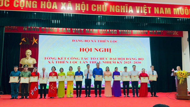 Đảng bộ xã Thiên Lộc tổ chức Hội nghị tổng kết công tác tổ chức Đại hội Đảng bộ xã lần thứ I, nhiệm kỳ 2025 - 2030- Ảnh 9.