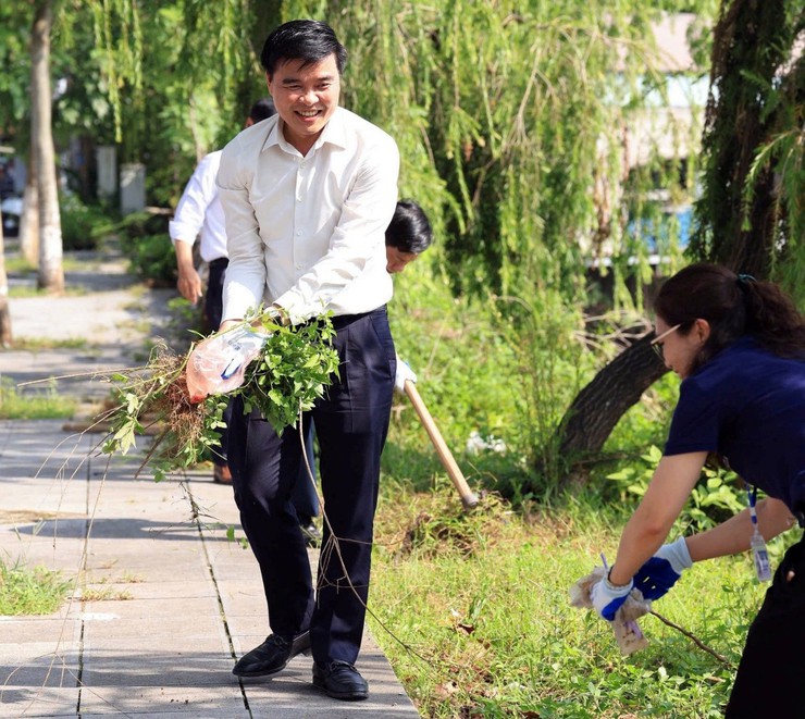 Phường Chương Mỹ tập trung tuyên truyền, thi đua lập thành tích chào mừng Đại hội đại biểu Đảng bộ phường lần thứ I, nhiệm kỳ 2025 - 2030- Ảnh 5.