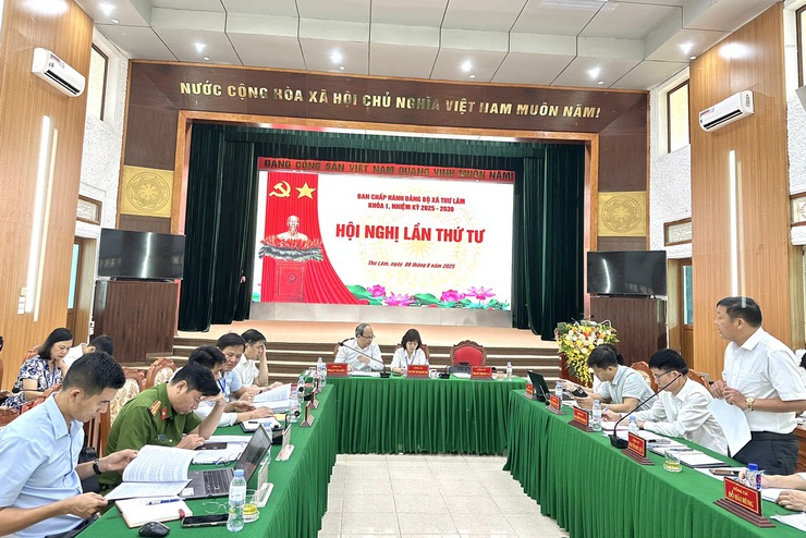 Ban chấp hành Đảng bộ xã Thư Lâm khóa I, nhiệm kỳ 2025-2030 tổ chức Hội nghị lần thứ Tư
- Ảnh 6.
