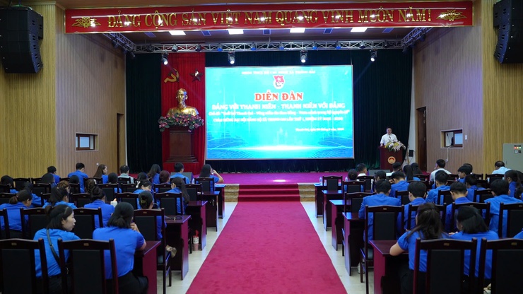 Diễn đàn "Đảng với Thanh niên – Thanh niên với Đảng" - Lan tỏa tinh thần tiên phong của tuổi trẻ Thanh Oai- Ảnh 3.