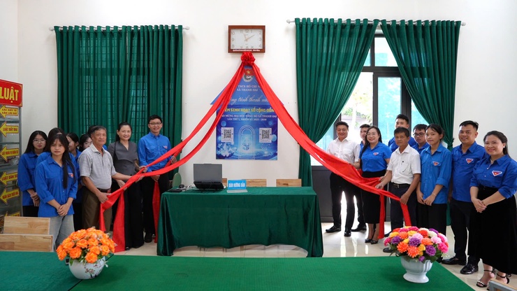 Xã Thanh Oai: Khánh thành công trình thanh niên "Điểm sinh hoạt số cộng đồng"- Ảnh 1.