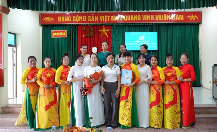 HỘI LHPN XÃ THANH OAI TỔ CHỨC HOẠT ĐỘNG THIẾT THỰC CHÀO MỪNG ĐẠI HỘI ĐẢNG BỘ XÃ LẦN THỨ I, NHIỆM KỲ 2025 – 2030- Ảnh 3.