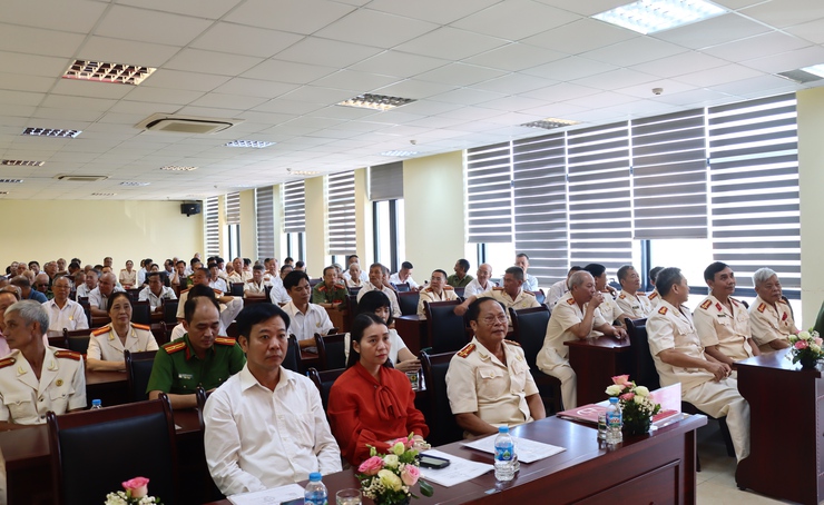 Lễ Công bố Quyết định thành lập chi Hội Cựu Công an nhân dân xã Phú Xuyên- Ảnh 4.