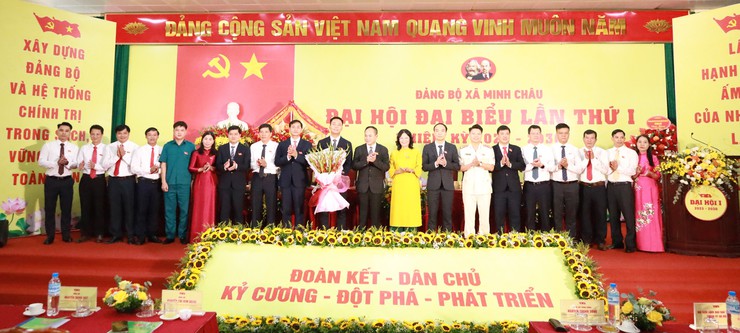 Đại hội Đại biểu Đảng bộ xã Minh Châu lần thứ I, nhiệm kỳ 2025 - 2030: vững bước trên hành trình xanh, văn minh, hạnh phúc- Ảnh 7. Đại hội Đại biểu Đảng bộ xã Minh Châu lần thứ I, nhiệm kỳ 2025 - 2030: vững bước trên hành trình xanh, văn minh, hạnh phúc- Ảnh 7.