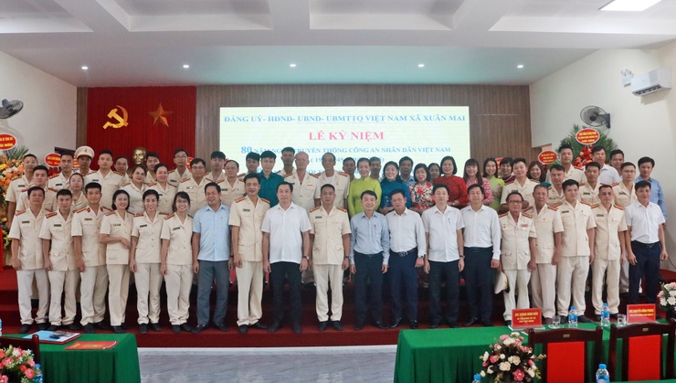 Xuân Mai tổ chức lễ kỷ niệm 80 năm Ngày truyền thống Công an nhân dân Việt Nam, 20 năm Ngày hội toàn dân bảo vệ an ninh Tổ quốc- Ảnh 8.