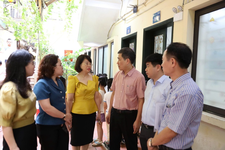 PHƯỜNG CỬA NAM ƯU TIÊN MỌI NGUỒN LỰC ĐẦU TƯ CHO GIÁO DỤC VÀ ĐÀO TẠO
- Ảnh 5.