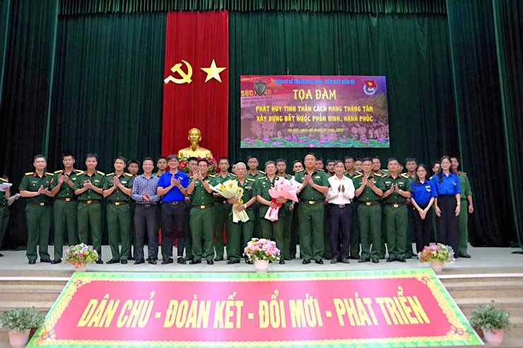 ÂM VANG TỪ 80 NĂM LỊCH SỬ VÀ GÓC NHÌN CỦA NGƯỜI TRẺ- Ảnh 1.