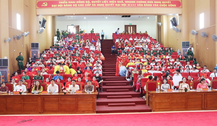 "Dưới Cờ Đảng Quang Vinh – Quê Hương Rạng Rỡ Tương Lai": Dấu Ấn Văn Hóa Mới Từ Quốc Oai- Ảnh 1.