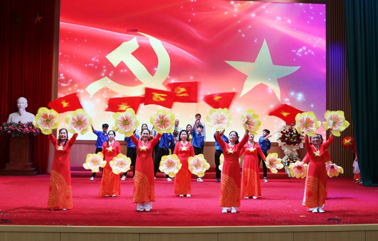"Dưới Cờ Đảng Quang Vinh – Quê Hương Rạng Rỡ Tương Lai": Dấu Ấn Văn Hóa Mới Từ Quốc Oai- Ảnh 26.