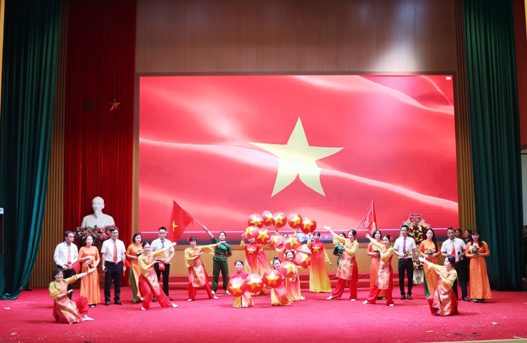 "Dưới Cờ Đảng Quang Vinh – Quê Hương Rạng Rỡ Tương Lai": Dấu Ấn Văn Hóa Mới Từ Quốc Oai- Ảnh 24.