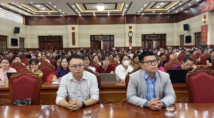 Xã Phúc Thọ tập huấn "Kỹ năng ứng xử, xử lý tình huống và ứng dụng AI trong trường học"- Ảnh 3.