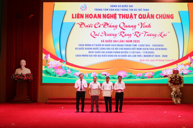 "Dưới Cờ Đảng Quang Vinh – Quê Hương Rạng Rỡ Tương Lai": Dấu Ấn Văn Hóa Mới Từ Quốc Oai- Ảnh 36.