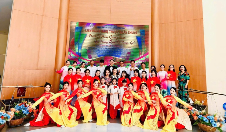 "Dưới Cờ Đảng Quang Vinh – Quê Hương Rạng Rỡ Tương Lai": Dấu Ấn Văn Hóa Mới Từ Quốc Oai- Ảnh 43.