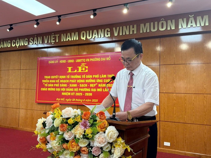 PHƯỜNG ĐẠI MỖ TỔ CHỨC TRAO QUYẾT ĐỊNH CHỈ ĐỊNH, CÔNG NHẬN LẠI TỔ TRƯỞNG TỔ DÂN PHỐ VÀ PHÁT ĐỘNG CUỘC THI “TỔ DÂN PHỐ SÁNG - XANH - SẠCH - ĐẸP” NĂM 2025- Ảnh 6.