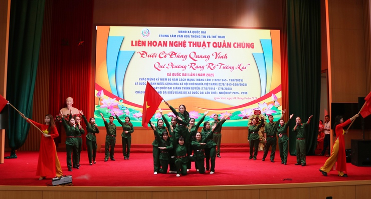 "Dưới Cờ Đảng Quang Vinh – Quê Hương Rạng Rỡ Tương Lai": Dấu Ấn Văn Hóa Mới Từ Quốc Oai- Ảnh 9.
