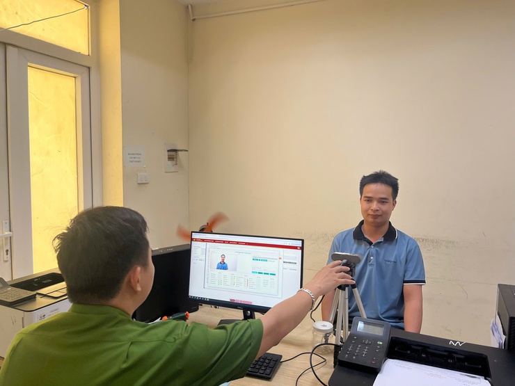XÃ THANH OAI: PHẤN ĐẤU HOÀN THÀNH VIỆC ĐỔI THẺ ĐẢNG VIÊN TRƯỚC NGÀY 15/8/2025- Ảnh 2.
