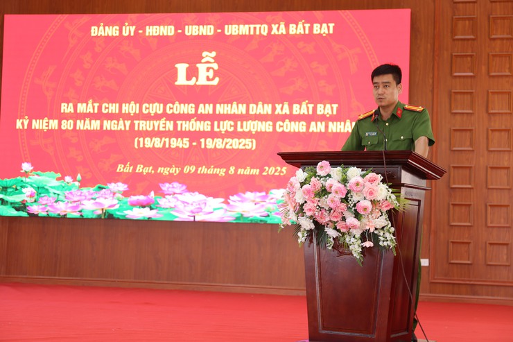 Lễ công bố quyết định thành lập Chi hội Cựu Công an nhân dân xã Bất Bạt và Kỷ niệm 80 năm ngày truyền thống lực lượng Công an nhân dân (19/8/1945 - 19/8/2025)- Ảnh 9.