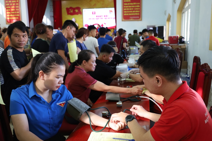 Xã Suối Hai tổ chức Ngày hội thanh niên hiến máu tình nguyện năm 2025- Ảnh 2.