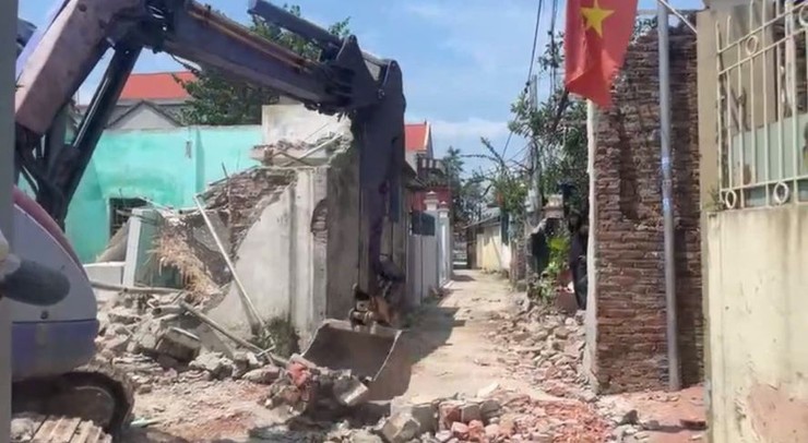 Nhân dân ngõ 3, thôn Bướm hiến đất mở đường góp sức dựng xây quê hương- Ảnh 3.
