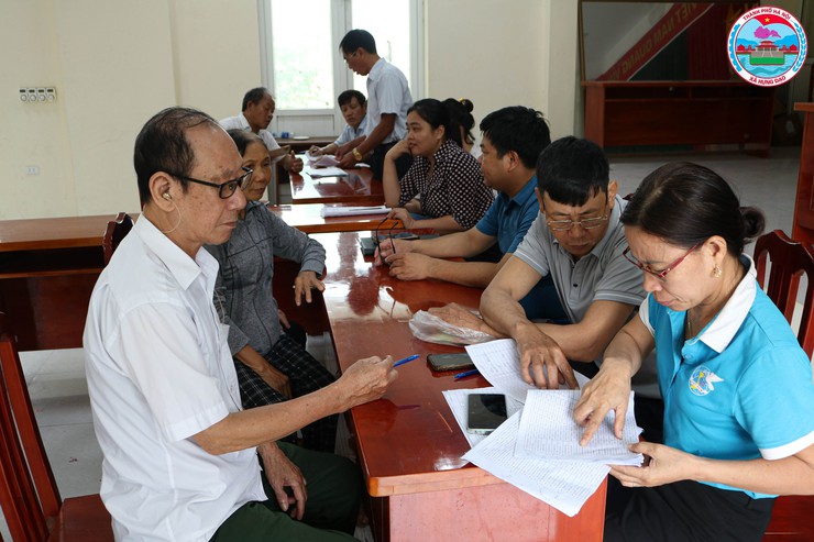 Xã Hưng Đạo triển khai chi trả quà tặng nhân dân nhân dịp Quốc khánh 2/9- Ảnh 10.