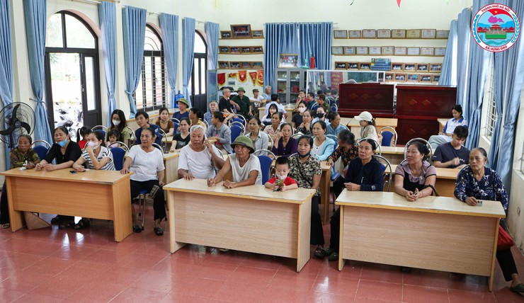 Xã Hưng Đạo triển khai chi trả quà tặng nhân dân nhân dịp Quốc khánh 2/9- Ảnh 2.