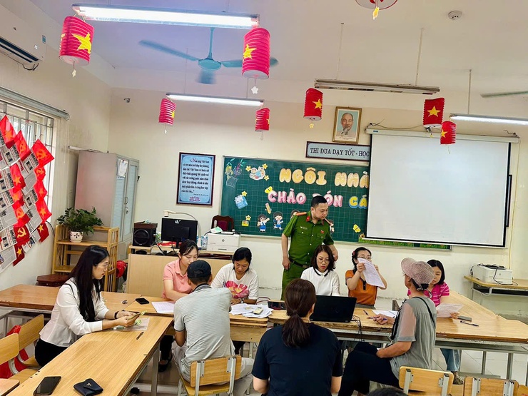 Trao quà tặng Tết độc lập 2/9 nhanh chóng, kịp thời đến Nhân dân- Ảnh 17.