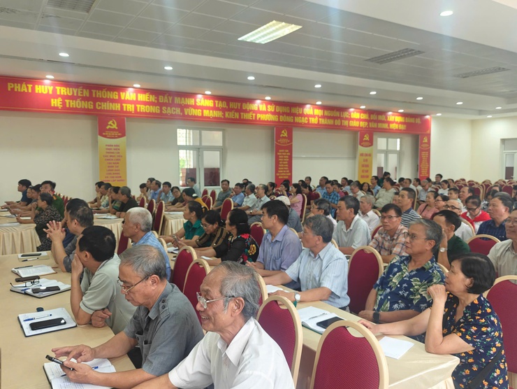 PHƯỜNG ĐỔNG NGẠC TRIỂN KHAI CÔNG TÁC TẶNG QUÀ NGƯỜI DÂN NHÂN DỊP KỶ NIỆM 80 NĂM CÁCH MẠNG THÁNG TÁM VÀ QUỐC KHÁNH 2/9- Ảnh 1.