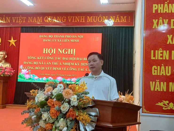 Tổng kết công tác Đại hội đại biểu Đảng bộ xã lần thứ I, nhiệm kỳ 2025-2030 và công bố quyết định về công tác cán bộ- Ảnh 3.