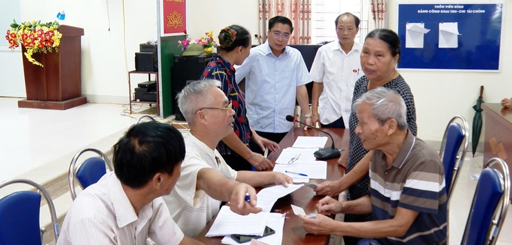 CÁC THÔN TRÊN ĐỊA BÀN XÃ ỨNG HOÀ ĐỒNG LOẠT TỔ CHỨC CẤP PHÁT QUÀ TẶNG NGƯỜI DÂN NHÂN DỊP 2/9.- Ảnh 1.