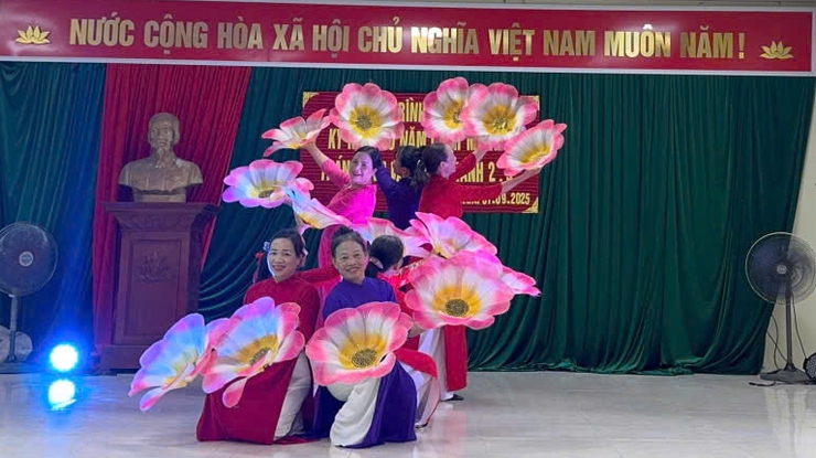 ỨNG HÒA SÔI NỔI CÁC HOẠT ĐỘNG VĂN HÓA, VĂN NGHỆ, THỂ DỤC THỂ THAO CHÀO MỪNG KỶ NIỆM 80 NĂM QUỐC KHÁNH 2/9.- Ảnh 29.