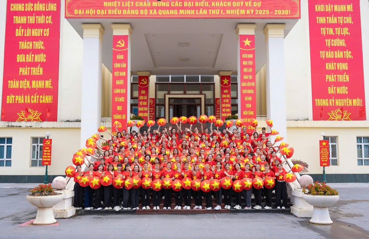 Ấn tượng màn đồng diễn của cán bộ, hội viên phụ nữ xã Quang Minh chào mừng 80 năm Quốc khánh- Ảnh 8.