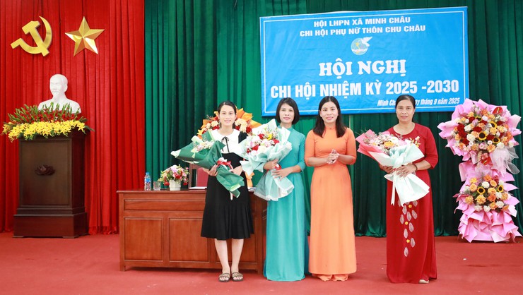 Hội nghị Chi hội Phụ nữ thôn Chu Chàng và Chu Châu: Đoàn kết, sáng tạo, xây dựng tổ chức Hội vững mạnh- Ảnh 2.