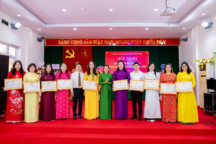 Phường Kiến Hưng tổng kết năm học 2024 - 2025 và triển khai nhiệm vụ năm học 2025 - 2026- Ảnh 5.