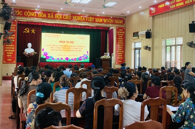 Tuyên truyền, phổ biến giáo dục pháp luật cho cán bộ, công chức và nhân dân trên địa bàn xã An Khánh- Ảnh 1.