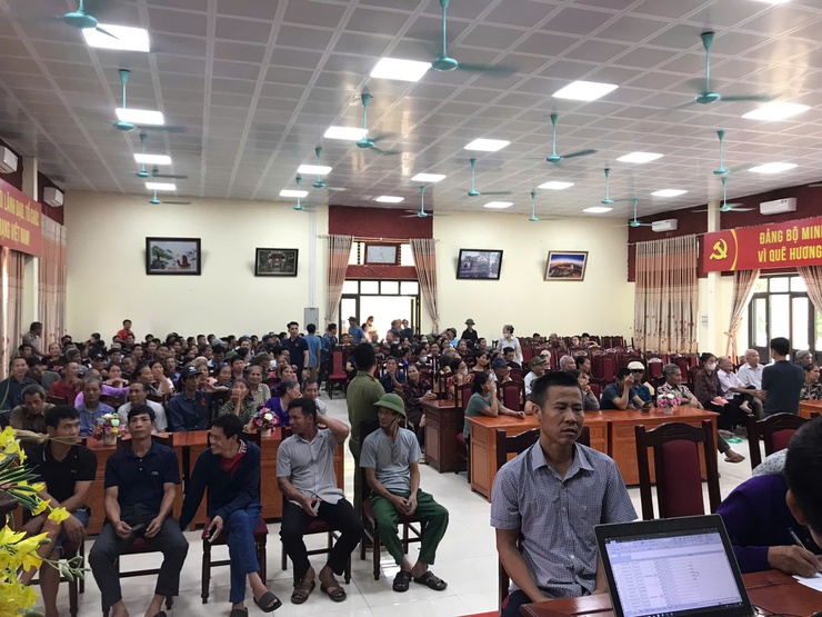 Người dân xã đảo Minh Châu vui mừng đón quà Quốc khánh- Ảnh 2.
