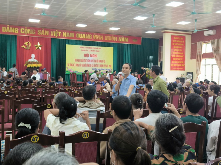 Người dân xã đảo Minh Châu vui mừng đón quà Quốc khánh- Ảnh 1.