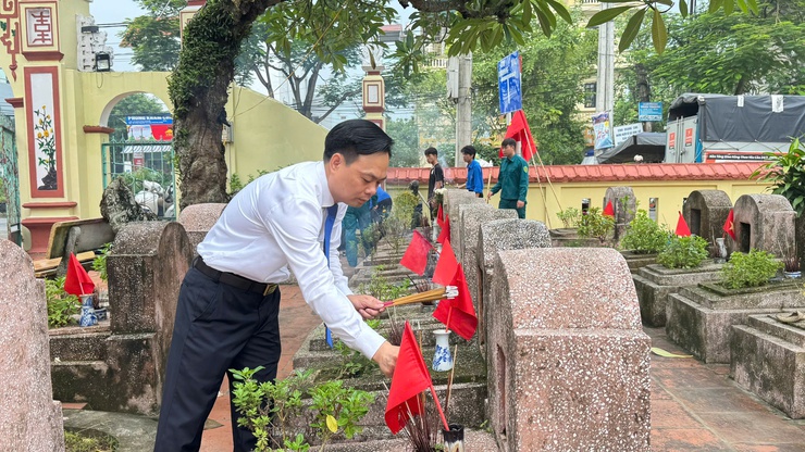  Tam Hưng tổ chức Lễ viếng các nghĩa trang liệt sĩ nhân kỷ niệm 80 năm Cách mạng Tháng Tám và Quốc khánh 2/9- Ảnh 9.