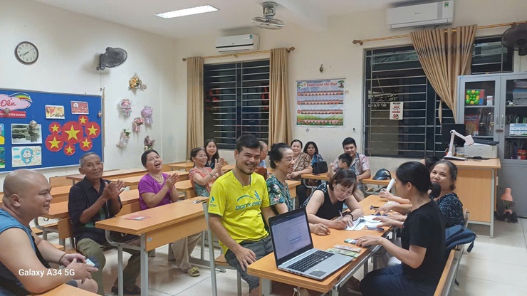 Phường Ba Đình huy động toàn lực để trao quà Tết Độc Lập cho người dân- Ảnh 6.