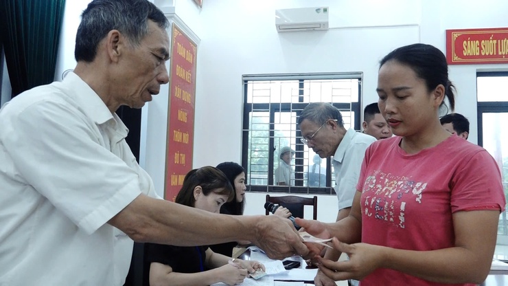 Hồng Sơn cơ bản hoàn thành công tác chi trả quà Quốc khánh 2/9 đến tay Nhân dân- Ảnh 6.