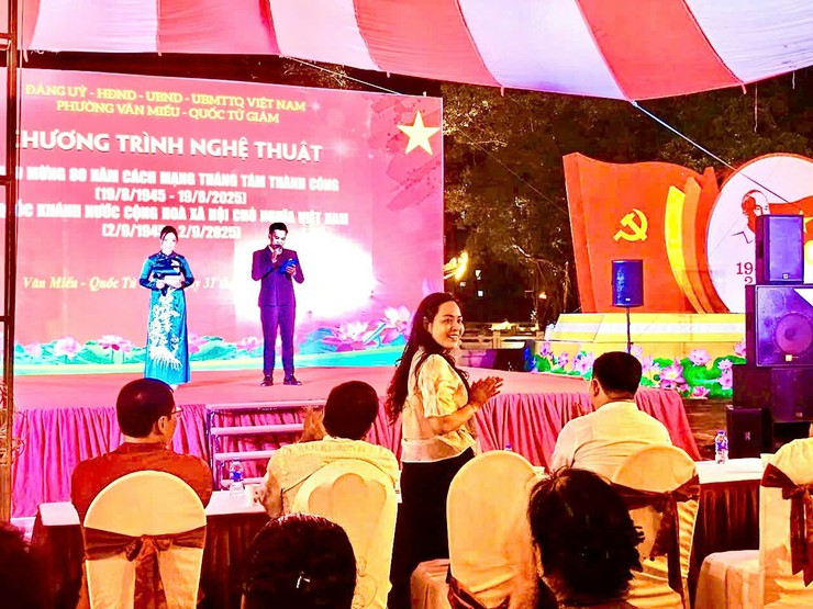 CHƯƠNG TRÌNH NGHỆ THUẬT CHÀO MỪNG 80 NĂM CÁCH MẠNG THÁNG TÁM VÀ QUỐC KHÁNH 2/9- Ảnh 3.