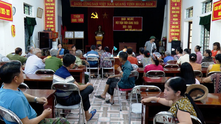 CHỦ TỊCH UBND XÃ ỨNG HÒA NGUYỄN ĐỨC BÌNH KIỂM TRA CÔNG TÁC CẤP PHÁT QUÀ TẶNG NHÂN DÂN NHÂN DỊP 2/9.- Ảnh 6.