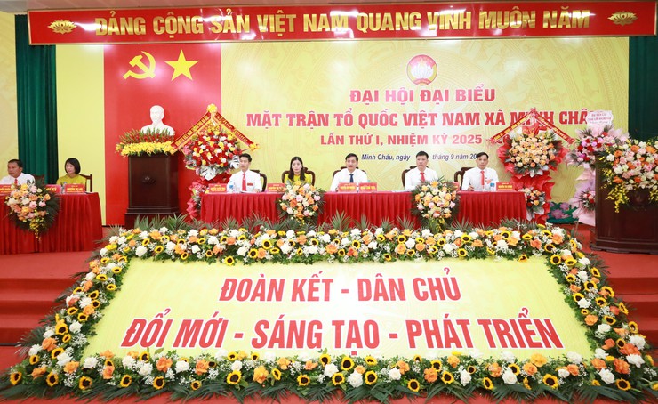 Uỷ ban MTTQ Việt Nam xã Minh Châu: Khẳng định vai trò trong xây dựng quê hương xanh - văn minh - hạnh phúc- Ảnh 1.