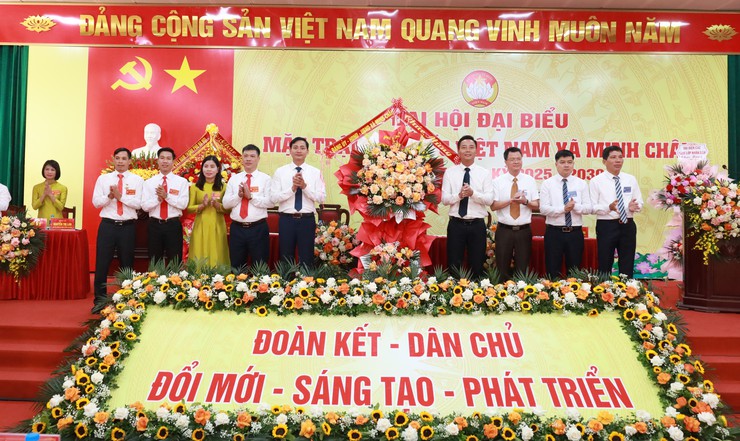 Uỷ ban MTTQ Việt Nam xã Minh Châu: Khẳng định vai trò trong xây dựng quê hương xanh - văn minh - hạnh phúc- Ảnh 7.
