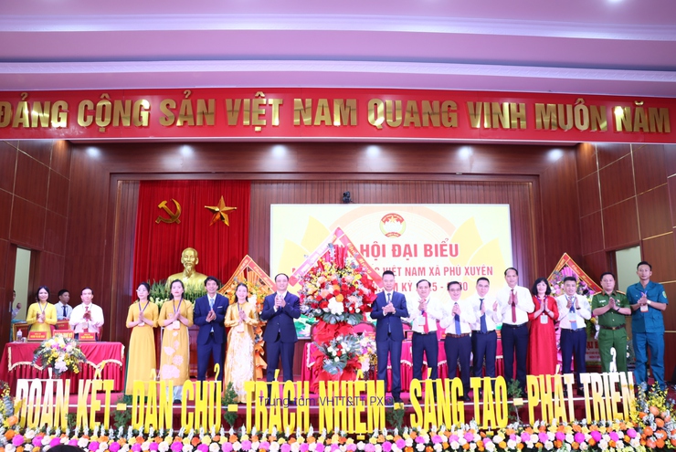 Đại hội đại biểu MTTQ Việt Nam xã Phú Xuyên lần thứ I, nhiệm kỳ 2025 - 2030- Ảnh 1.