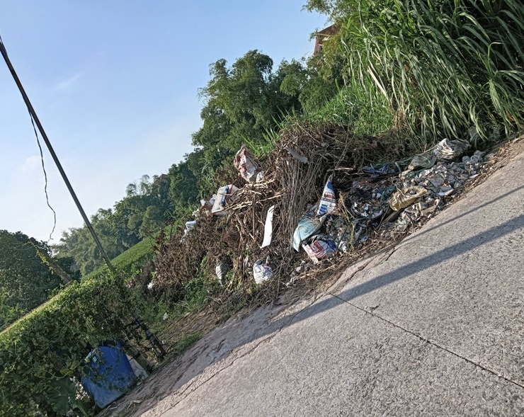 Xã Phúc Lộc ngăn chặn tình trạng xả rác thải tại hệ thống thủy lợi, kênh mương trên địa bàn- Ảnh 8.