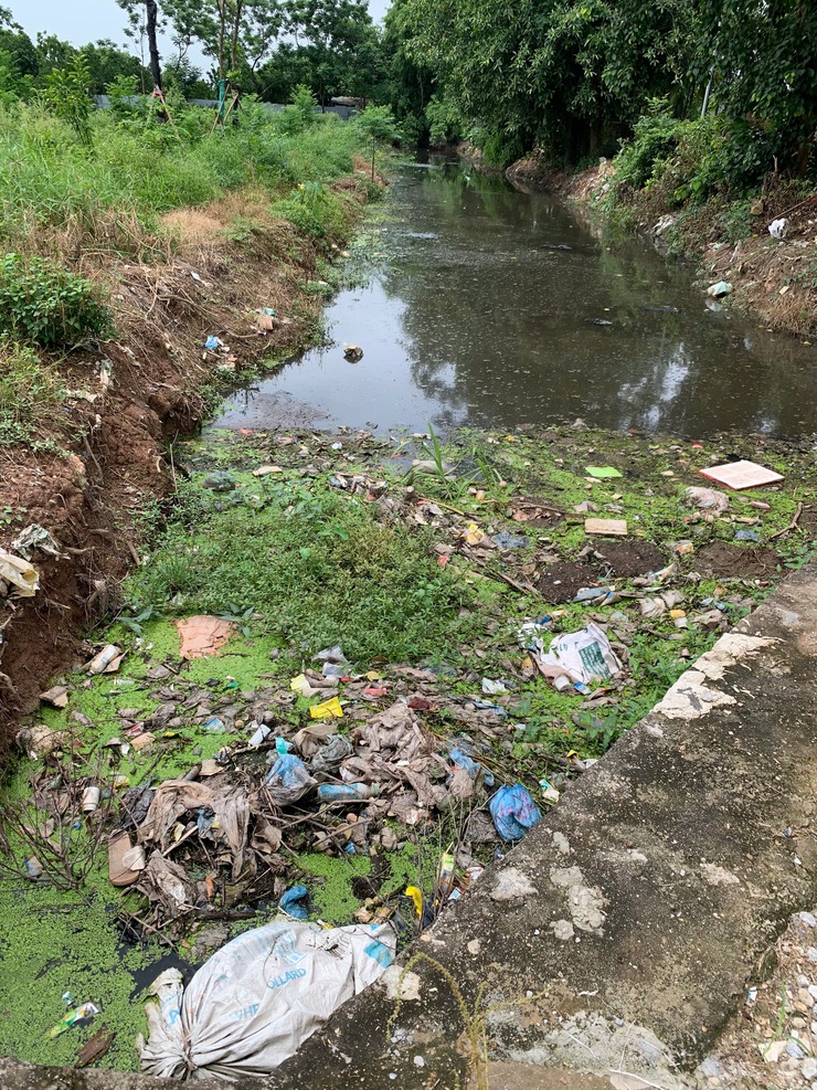 Xã Phúc Lộc ngăn chặn tình trạng xả rác thải tại hệ thống thủy lợi, kênh mương trên địa bàn- Ảnh 6.